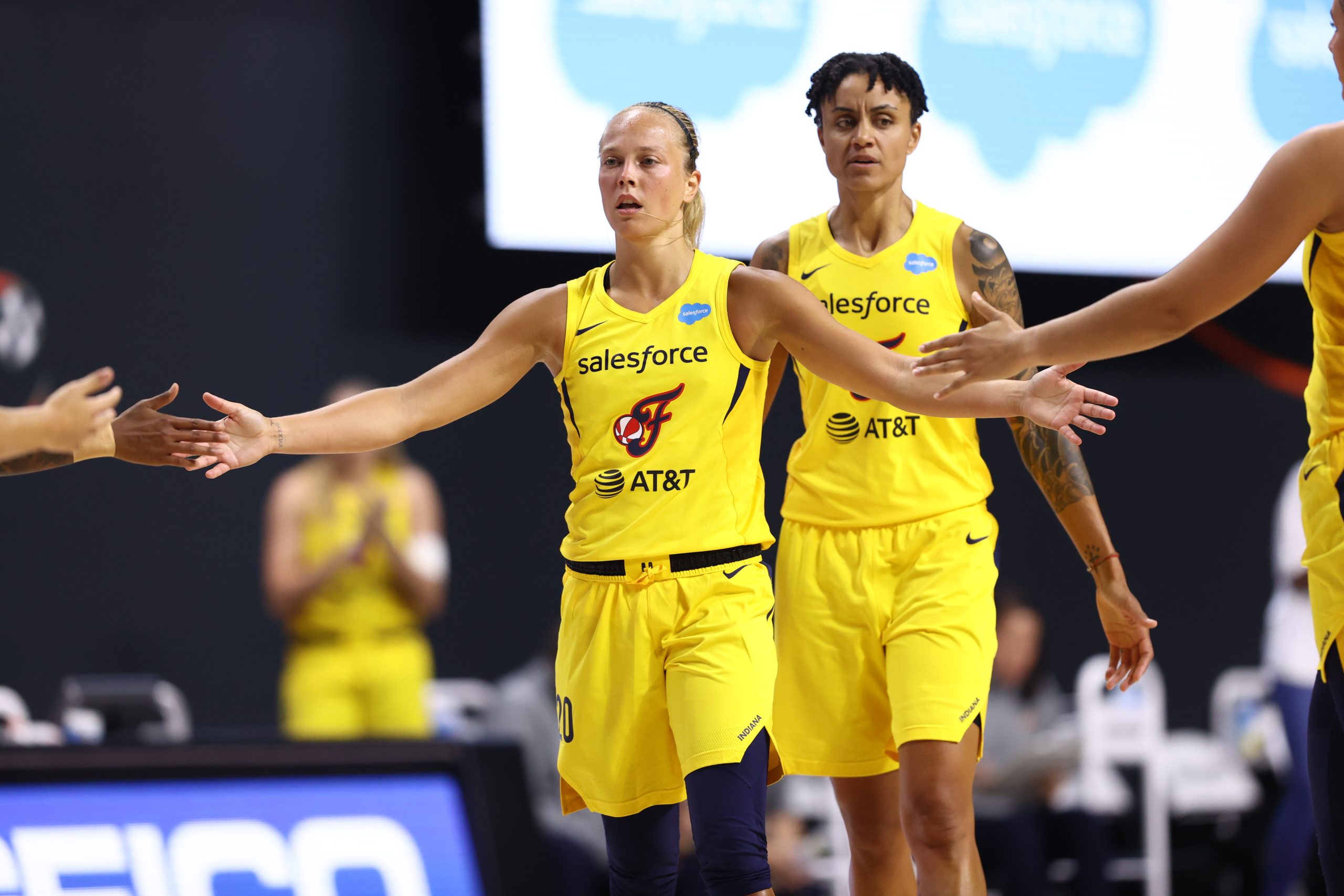 Julie Allemand Is Climbing The Rookie of the Year Ladder